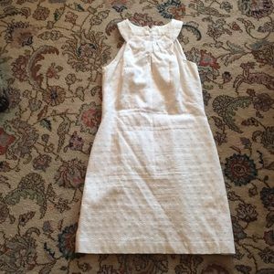 White House black market size 4